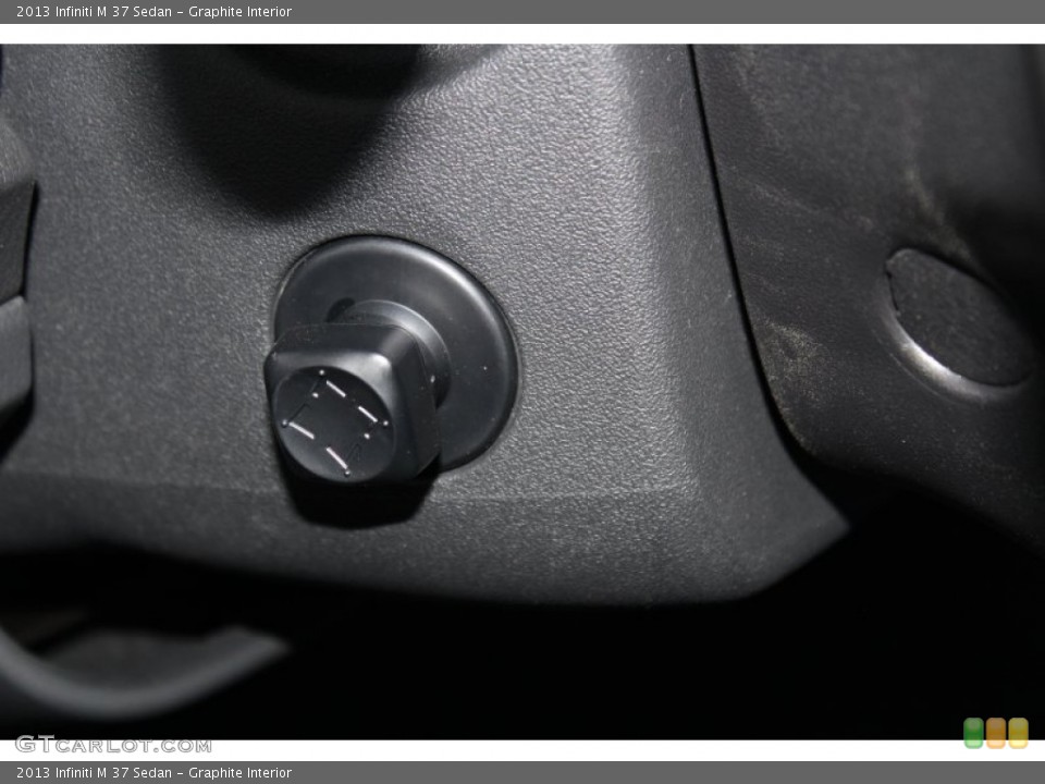 Graphite Interior Controls for the 2013 Infiniti M 37 Sedan #82967752