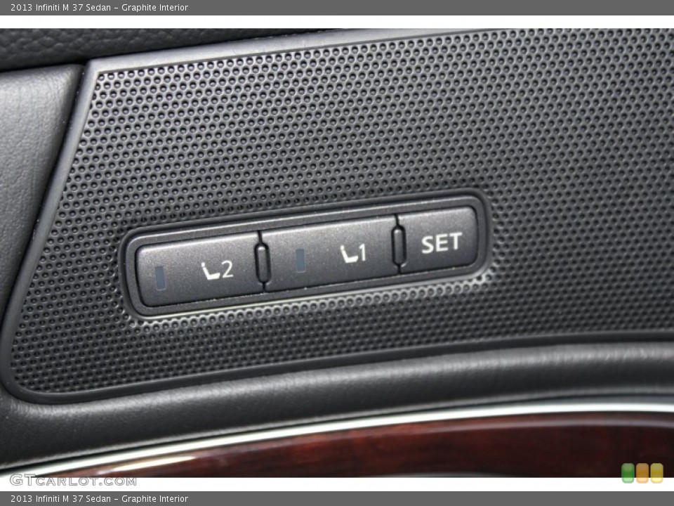 Graphite Interior Controls for the 2013 Infiniti M 37 Sedan #82967769