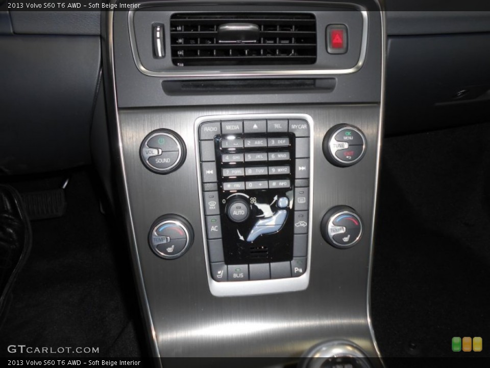 Soft Beige Interior Controls for the 2013 Volvo S60 T6 AWD #82993167