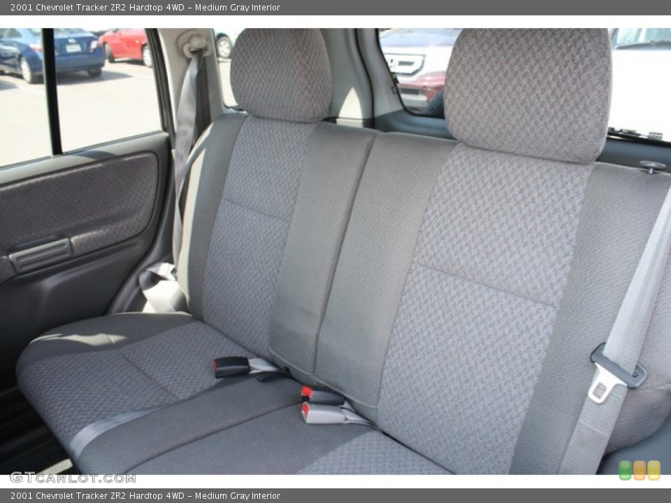 Medium Gray Interior Rear Seat for the 2001 Chevrolet Tracker ZR2 Hardtop 4WD #82996412