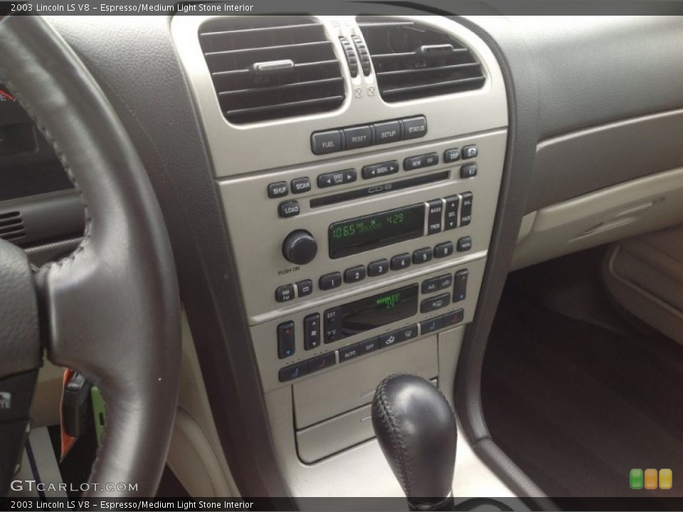 Espresso/Medium Light Stone Interior Controls for the 2003 Lincoln LS V8 #83010959