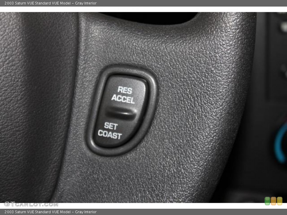 Gray Interior Controls for the 2003 Saturn VUE  #83011225