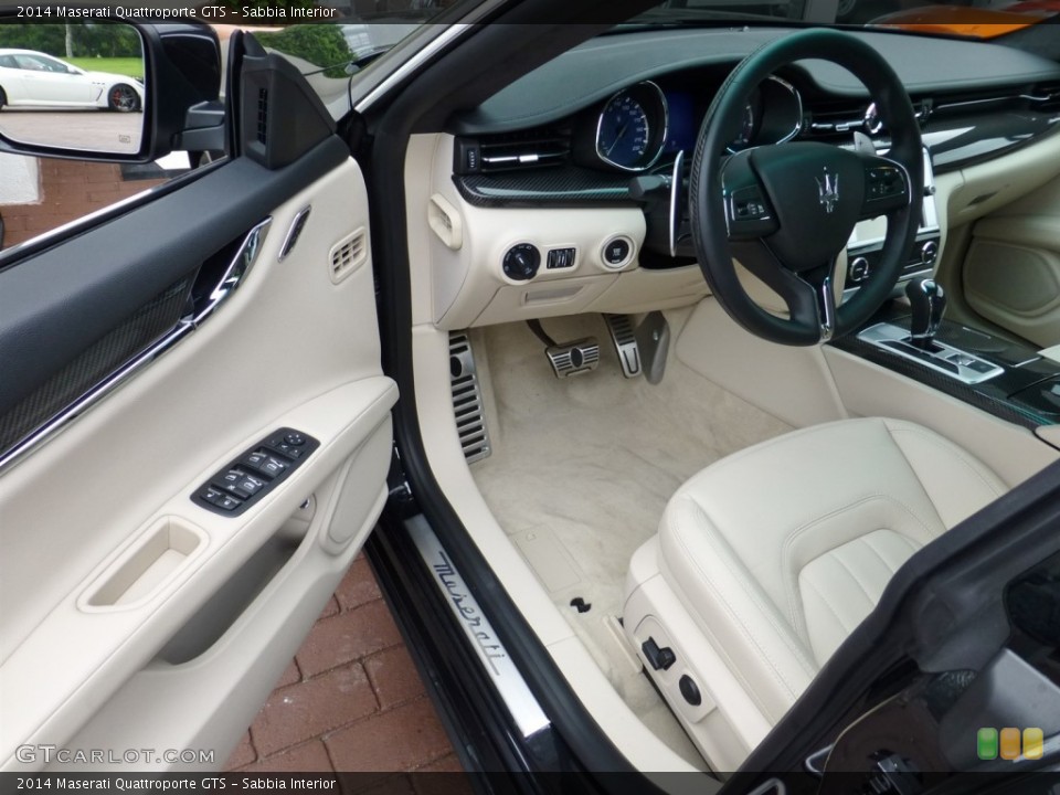 Sabbia 2014 Maserati Quattroporte Interiors
