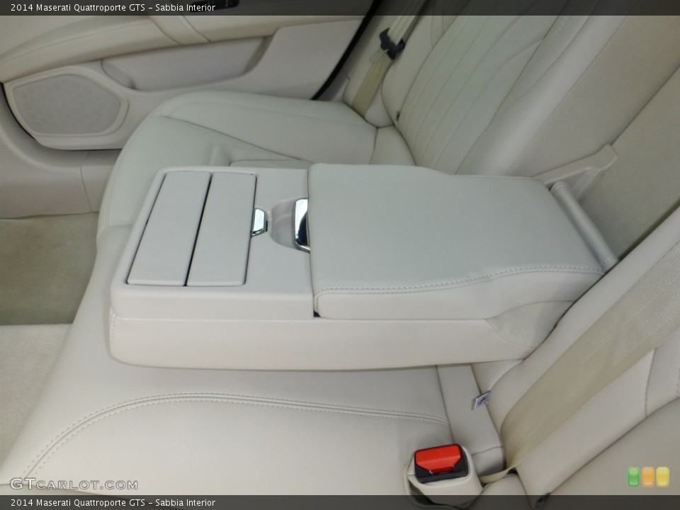 Sabbia Interior Rear Seat for the 2014 Maserati Quattroporte GTS #83012608