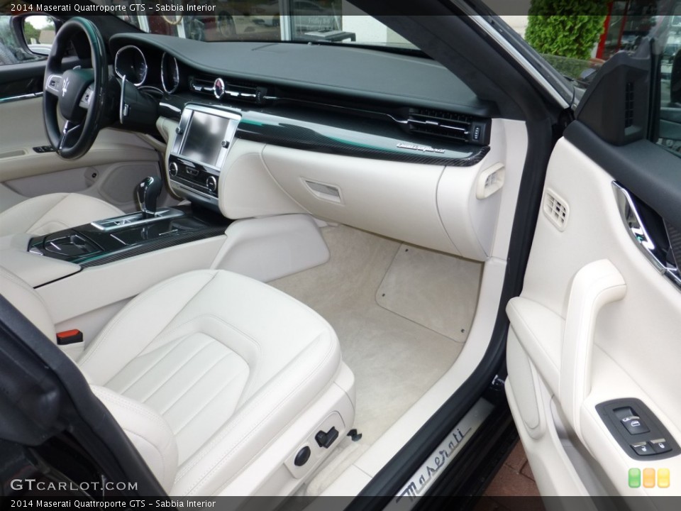 Sabbia Interior Photo for the 2014 Maserati Quattroporte GTS #83012690