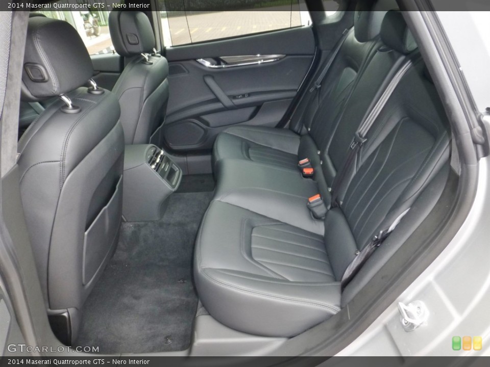 Nero Interior Rear Seat for the 2014 Maserati Quattroporte GTS #83013334