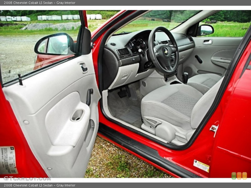 Gray Interior Photo for the 2008 Chevrolet Cobalt LS Sedan #83016365