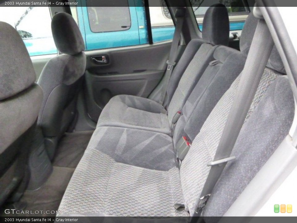 Gray Interior Rear Seat for the 2003 Hyundai Santa Fe I4 #83025119