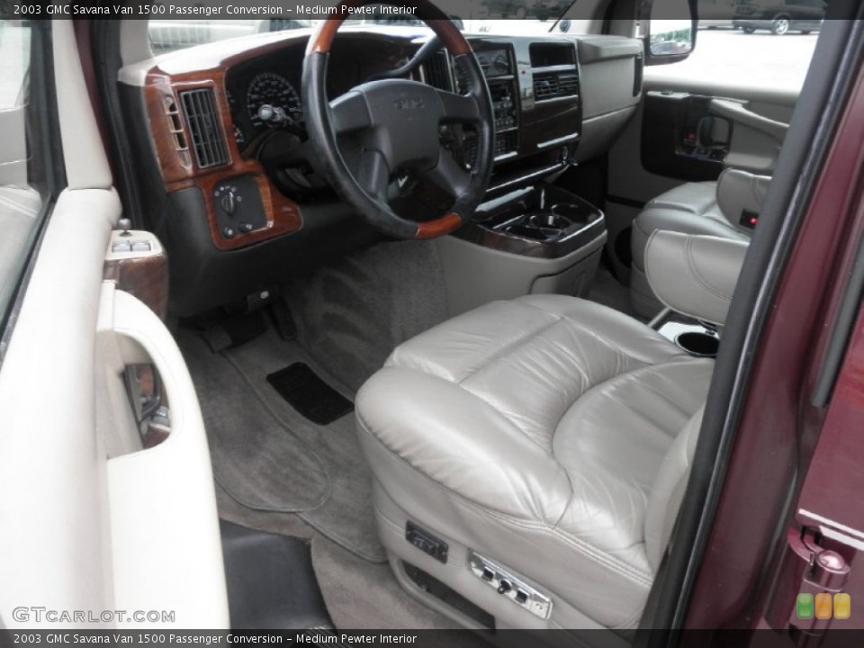 Medium Pewter Interior Photo for the 2003 GMC Savana Van 1500 Passenger Conversion #83028417