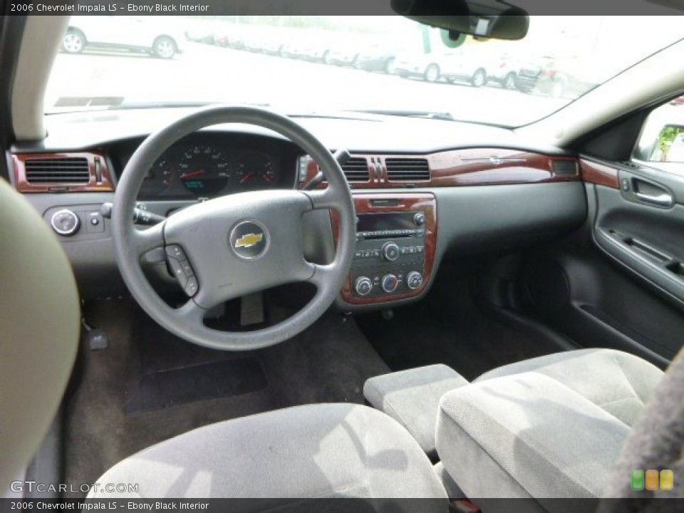 Ebony Black Interior Dashboard for the 2006 Chevrolet Impala LS #83032854