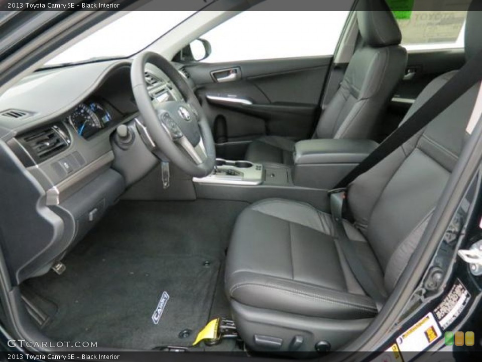 Black Interior Photo for the 2013 Toyota Camry SE #83042922