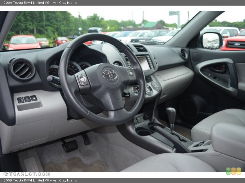 Ash Gray Interior Photo for the 2009 Toyota RAV4 Limited V6 #83047602