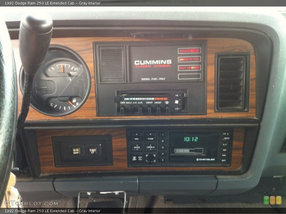 Gray Interior Controls for the 1992 Dodge Ram 250 LE Extended Cab #83055741