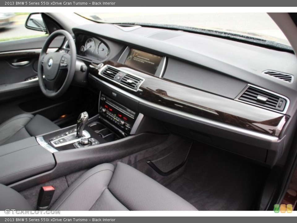 Black Interior Dashboard for the 2013 BMW 5 Series 550i xDrive Gran Turismo #83062407