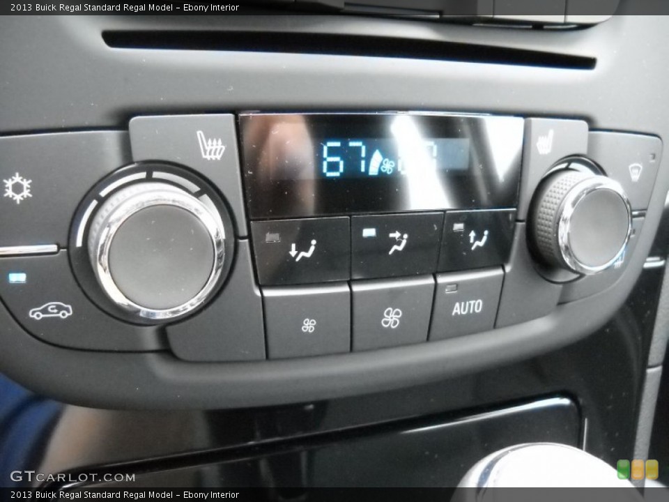 Ebony Interior Controls for the 2013 Buick Regal  #83066247