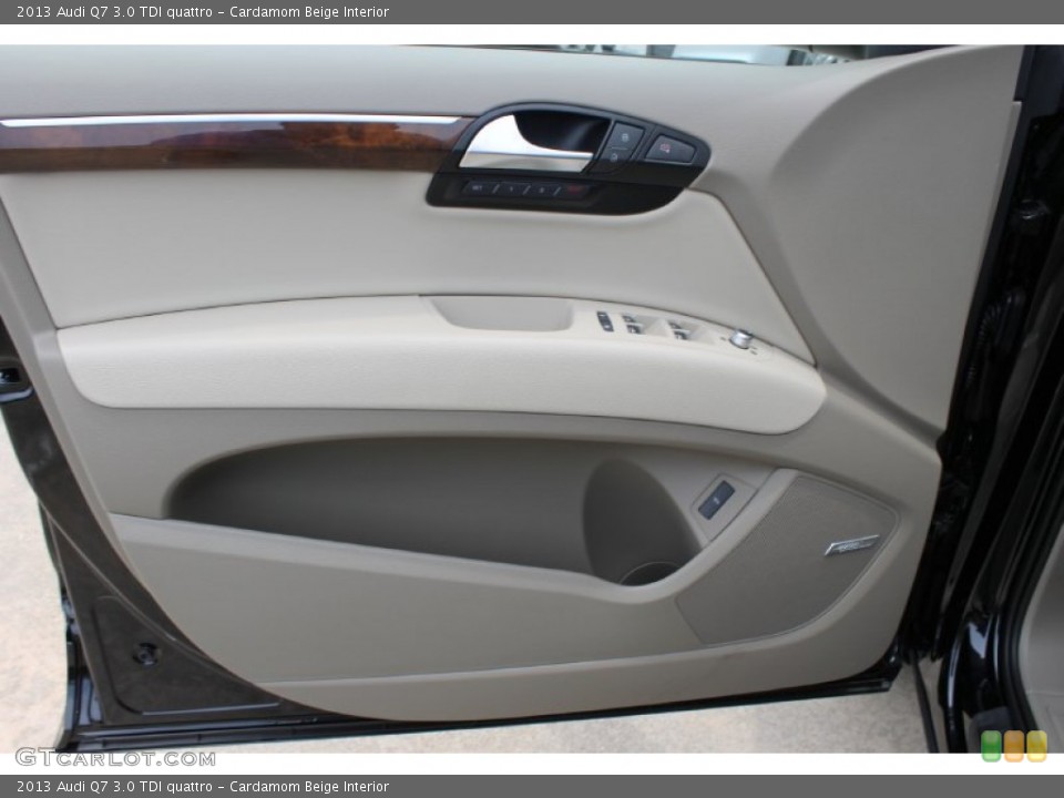 Cardamom Beige Interior Door Panel for the 2013 Audi Q7 3.0 TDI quattro #83080895