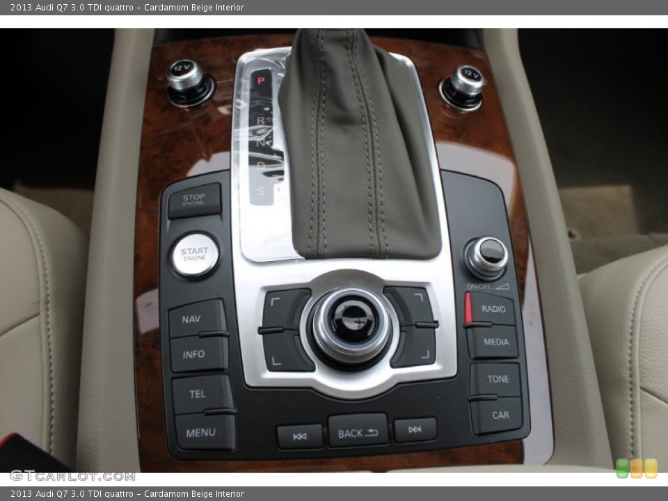 Cardamom Beige Interior Controls for the 2013 Audi Q7 3.0 TDI quattro #83081114