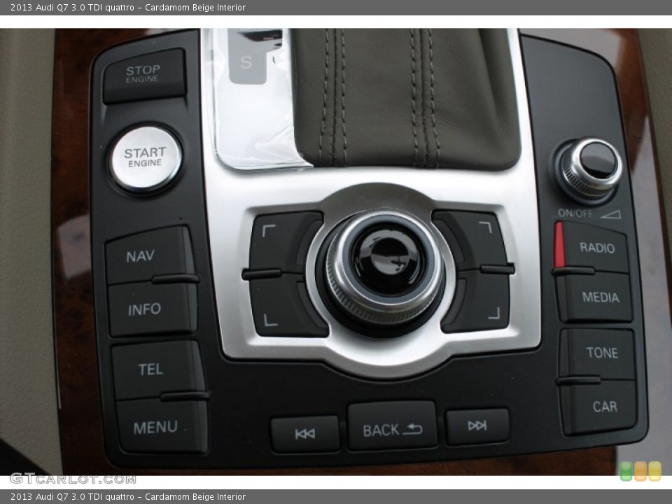 Cardamom Beige Interior Controls for the 2013 Audi Q7 3.0 TDI quattro #83081141