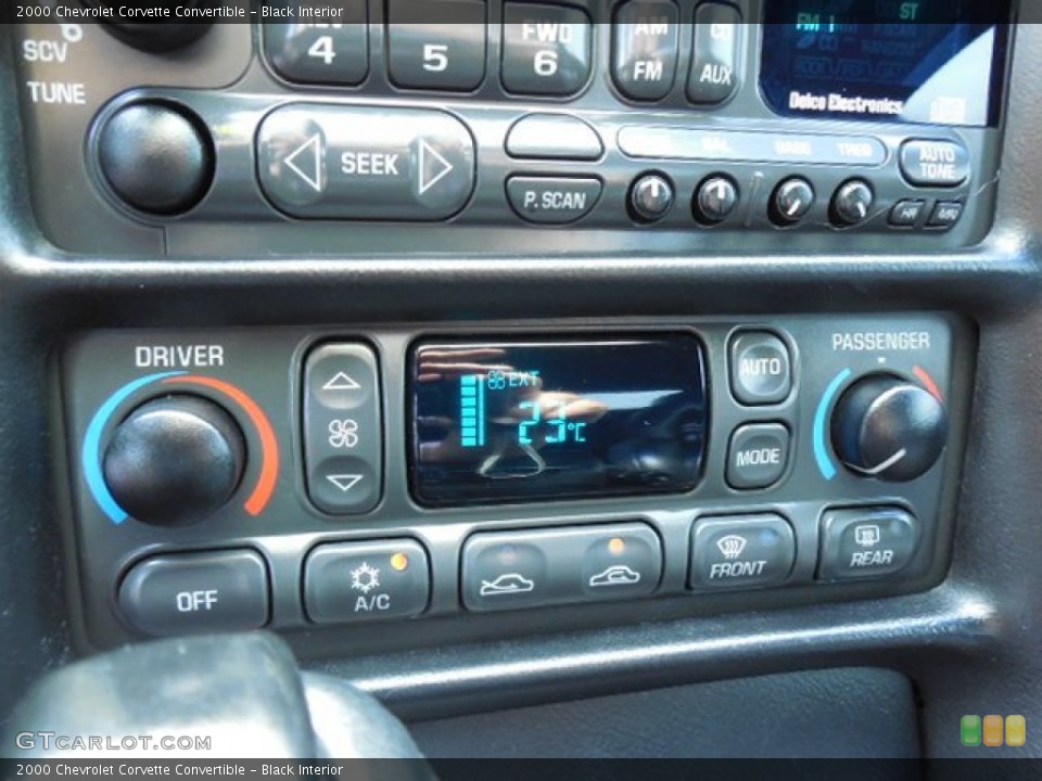 Black Interior Controls for the 2000 Chevrolet Corvette Convertible #83091536