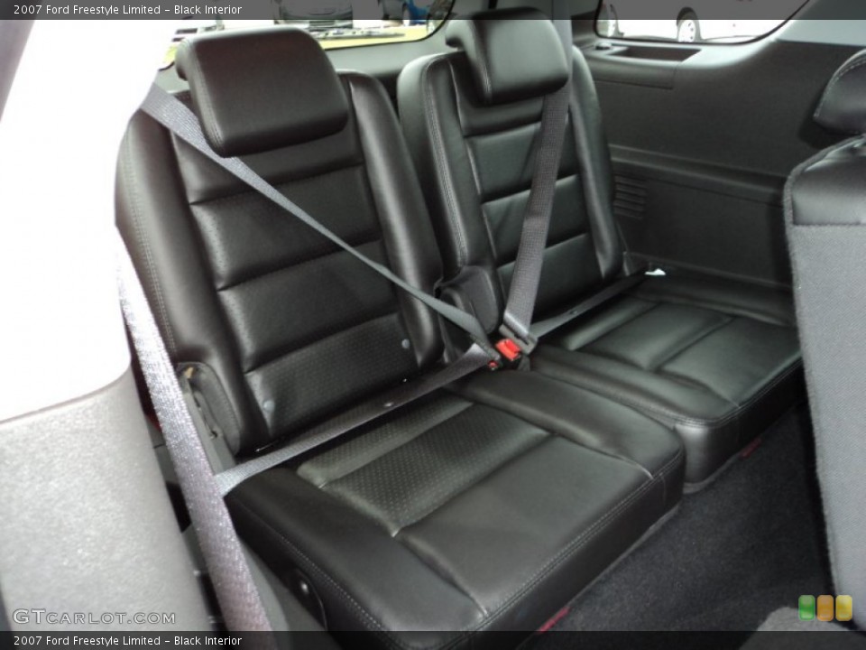 Black Interior Rear Seat for the 2007 Ford Freestyle Limited #83097350