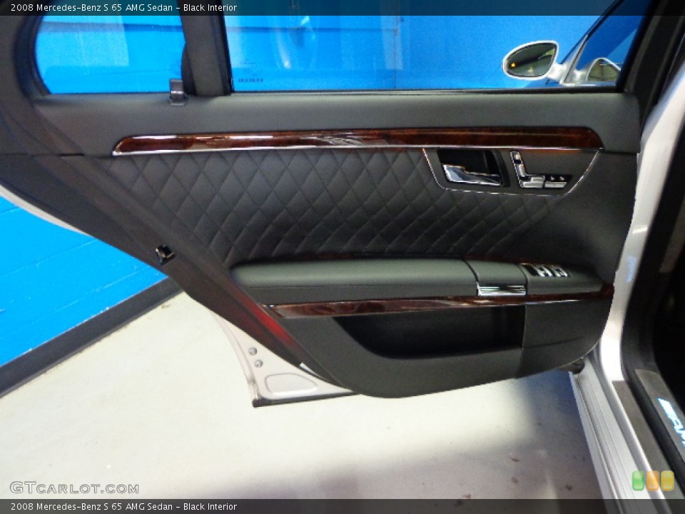 Black Interior Door Panel for the 2008 Mercedes-Benz S 65 AMG Sedan #83106318