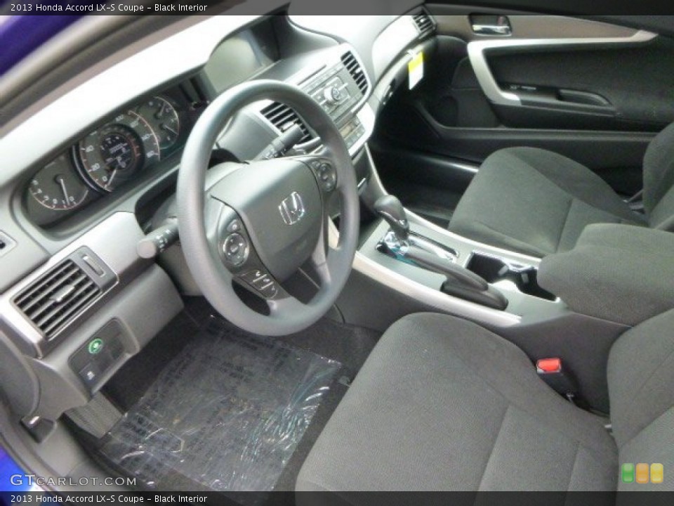 Black Interior Photo for the 2013 Honda Accord LX-S Coupe #83114931