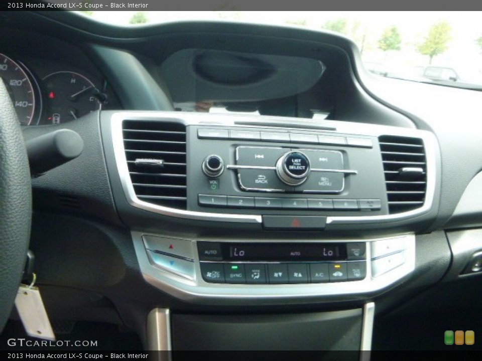 Black Interior Controls for the 2013 Honda Accord LX-S Coupe #83115034