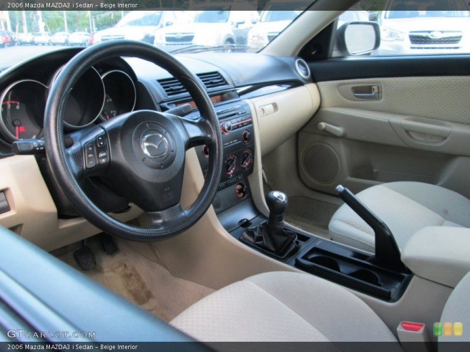 Beige Interior Photo for the 2006 Mazda MAZDA3 i Sedan #83123199