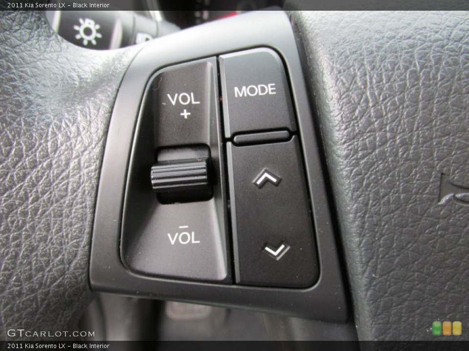 Black Interior Controls for the 2011 Kia Sorento LX #83134631