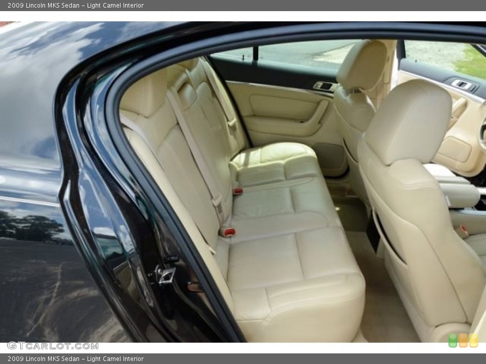 Light Camel Interior Rear Seat for the 2009 Lincoln MKS Sedan #83167999