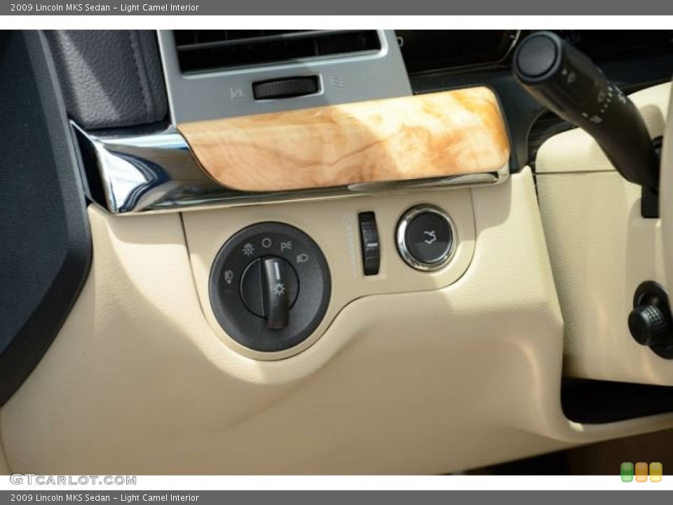 Light Camel Interior Controls for the 2009 Lincoln MKS Sedan #83168069