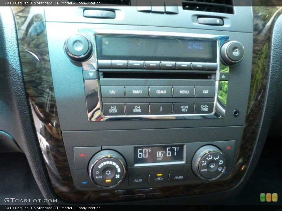Ebony Interior Controls for the 2010 Cadillac DTS  #83216102