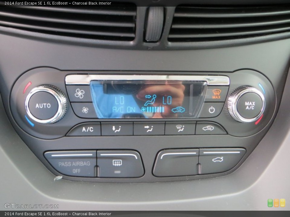 Charcoal Black Interior Controls for the 2014 Ford Escape SE 1.6L EcoBoost #83220328