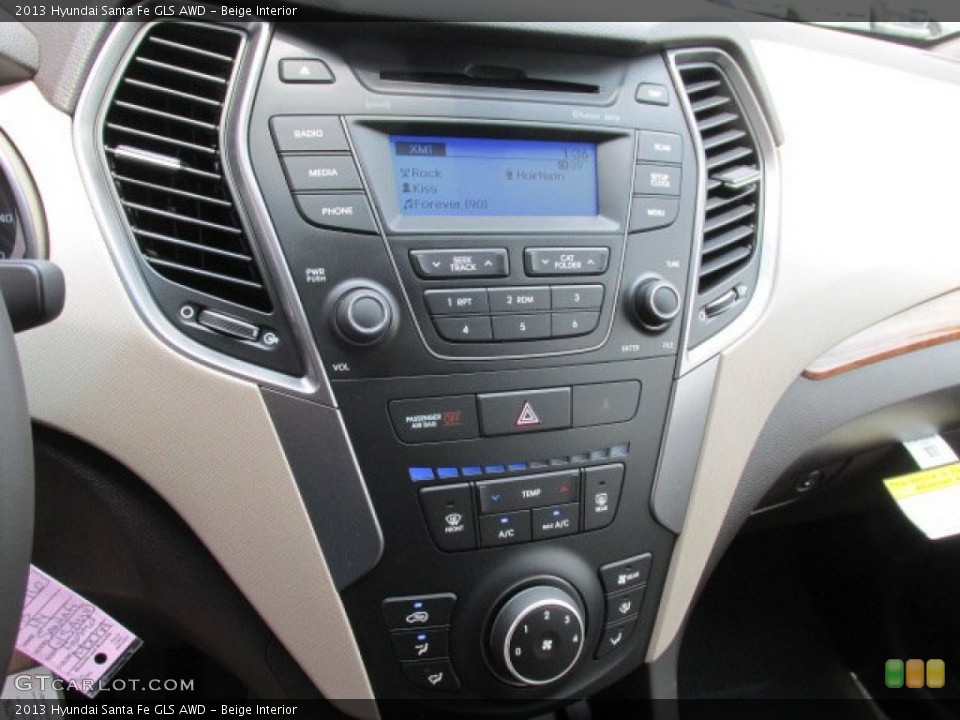 Beige Interior Controls for the 2013 Hyundai Santa Fe GLS AWD #83255414