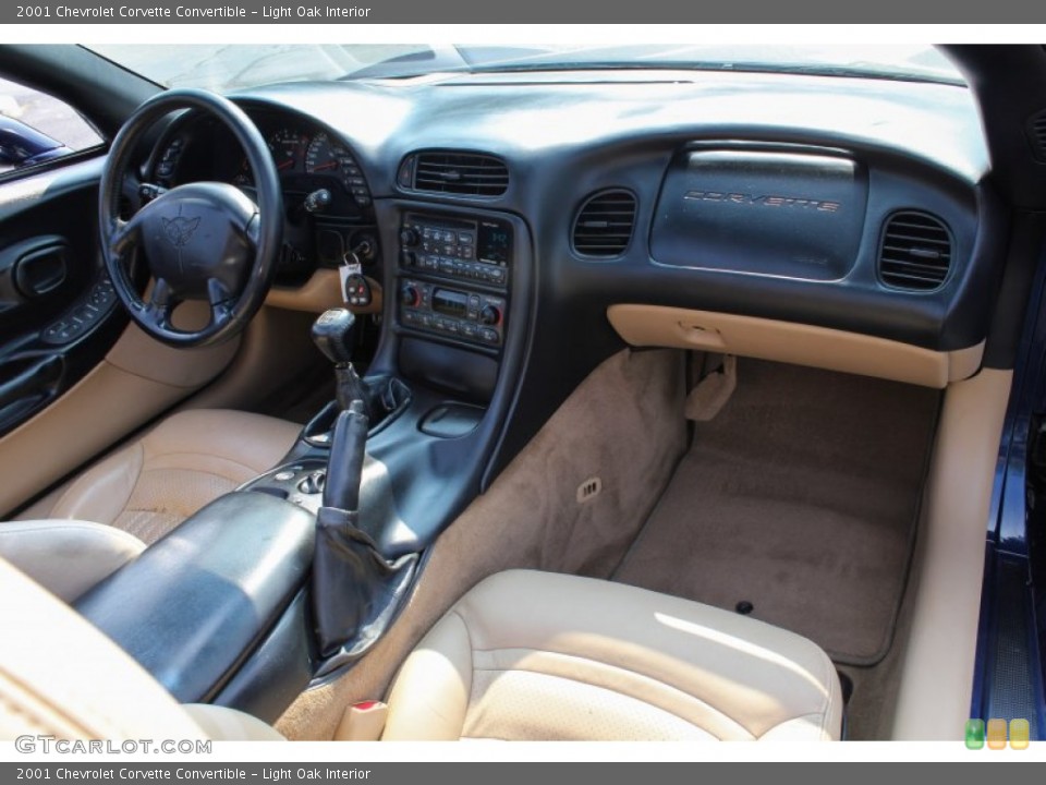 Light Oak Interior Photo for the 2001 Chevrolet Corvette Convertible #83271408
