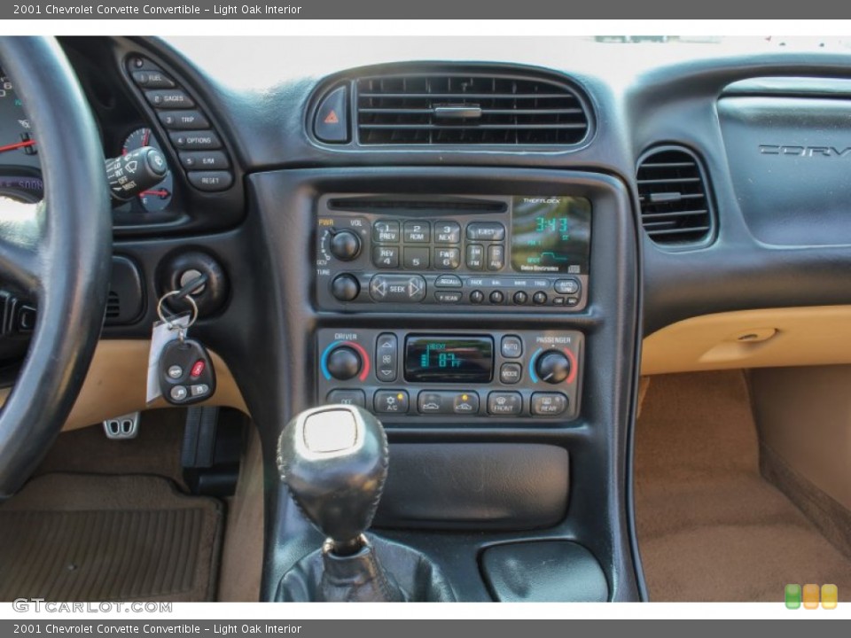 Light Oak Interior Controls for the 2001 Chevrolet Corvette Convertible #83271516