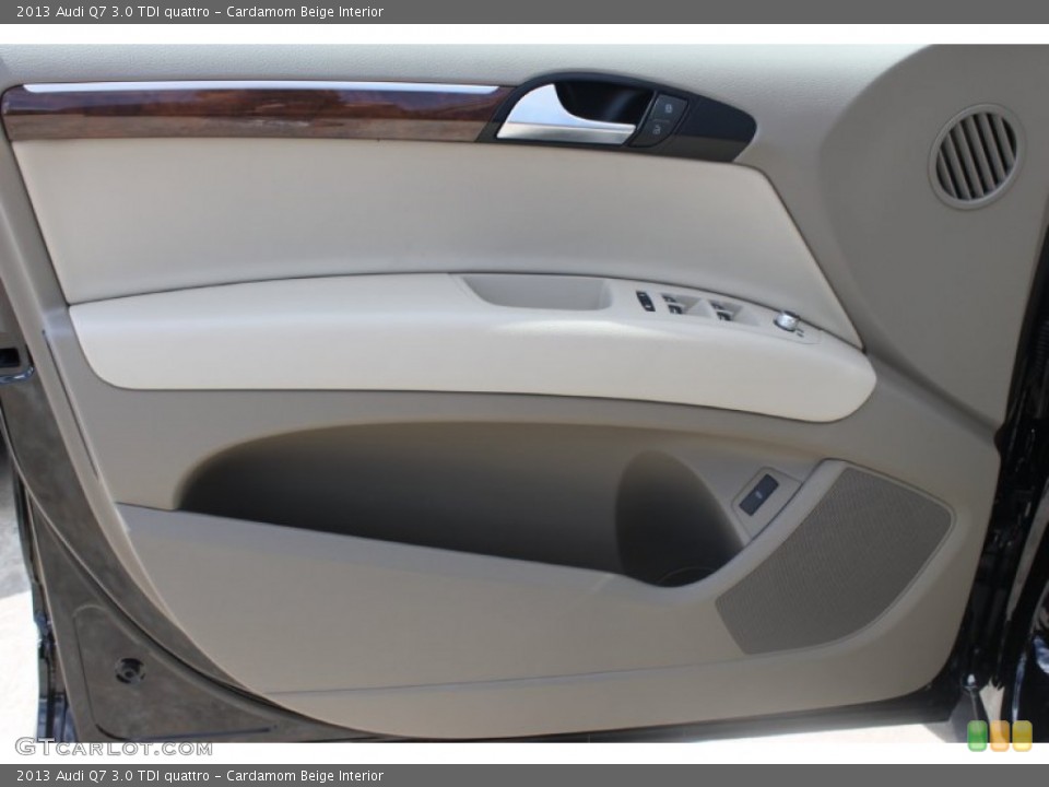 Cardamom Beige Interior Door Panel for the 2013 Audi Q7 3.0 TDI quattro #83276565