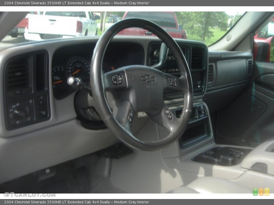 Medium Gray Interior Dashboard for the 2004 Chevrolet Silverado 3500HD LT Extended Cab 4x4 Dually #83280585