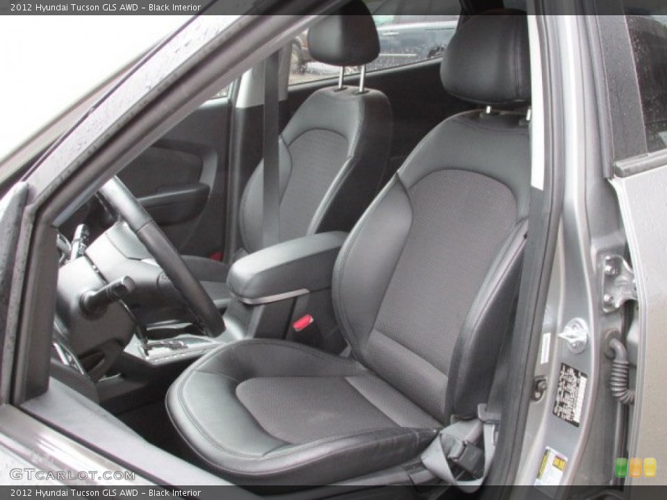 Black 2012 Hyundai Tucson Interiors