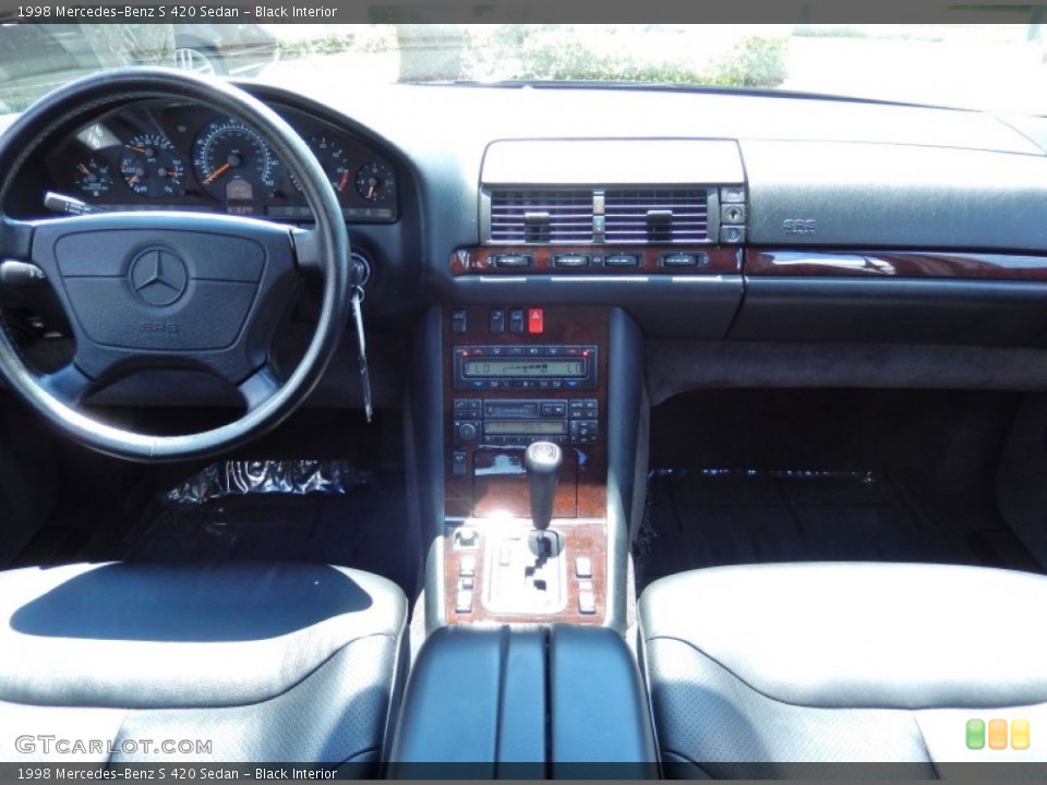 Black Interior Dashboard for the 1998 Mercedes-Benz S 420 Sedan #83296050