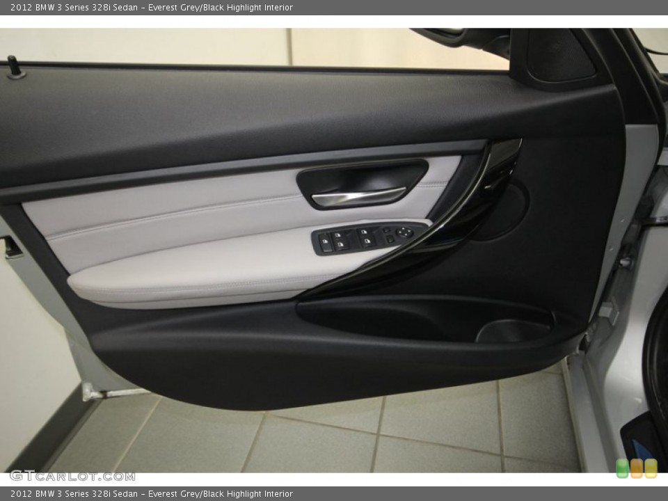 Everest Grey/Black Highlight Interior Door Panel for the 2012 BMW 3 Series 328i Sedan #83296251