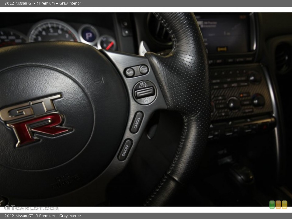 Gray Interior Controls for the 2012 Nissan GT-R Premium #83309706