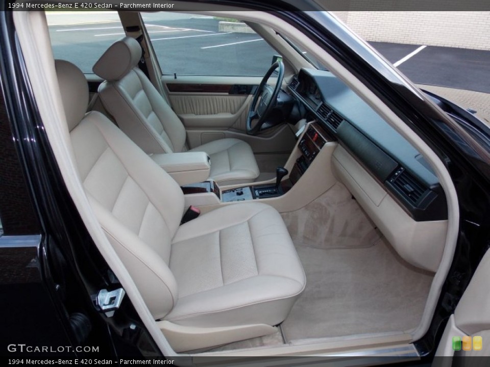 Parchment Interior Photo for the 1994 Mercedes-Benz E 420 Sedan #83318161