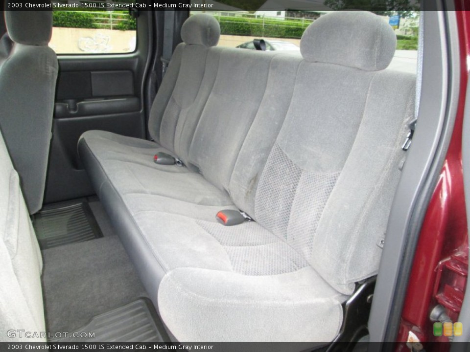 Medium Gray Interior Rear Seat for the 2003 Chevrolet Silverado 1500 LS Extended Cab #83344240