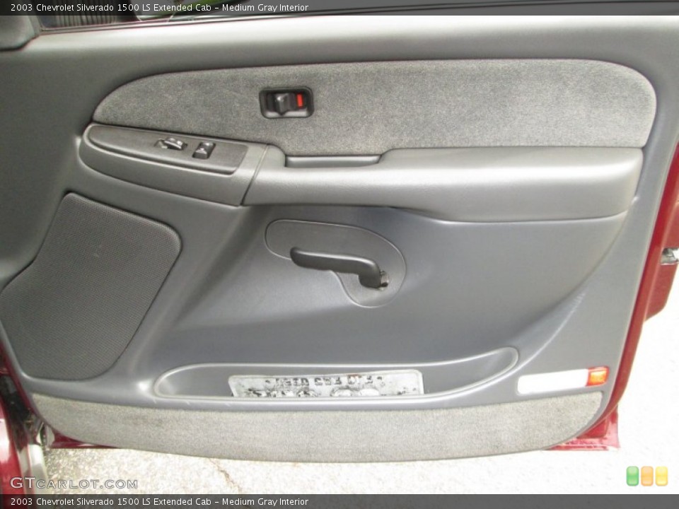 Medium Gray Interior Door Panel for the 2003 Chevrolet Silverado 1500 LS Extended Cab #83344352