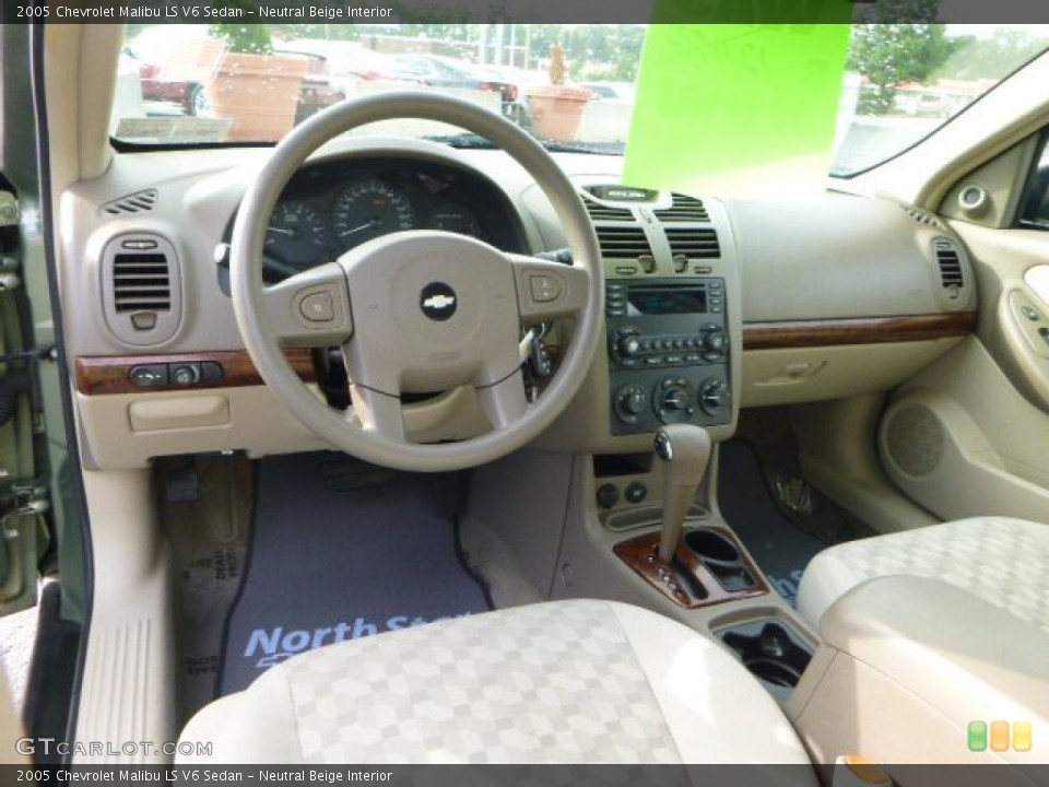 Neutral Beige Interior Photo for the 2005 Chevrolet Malibu LS V6 Sedan #83348843