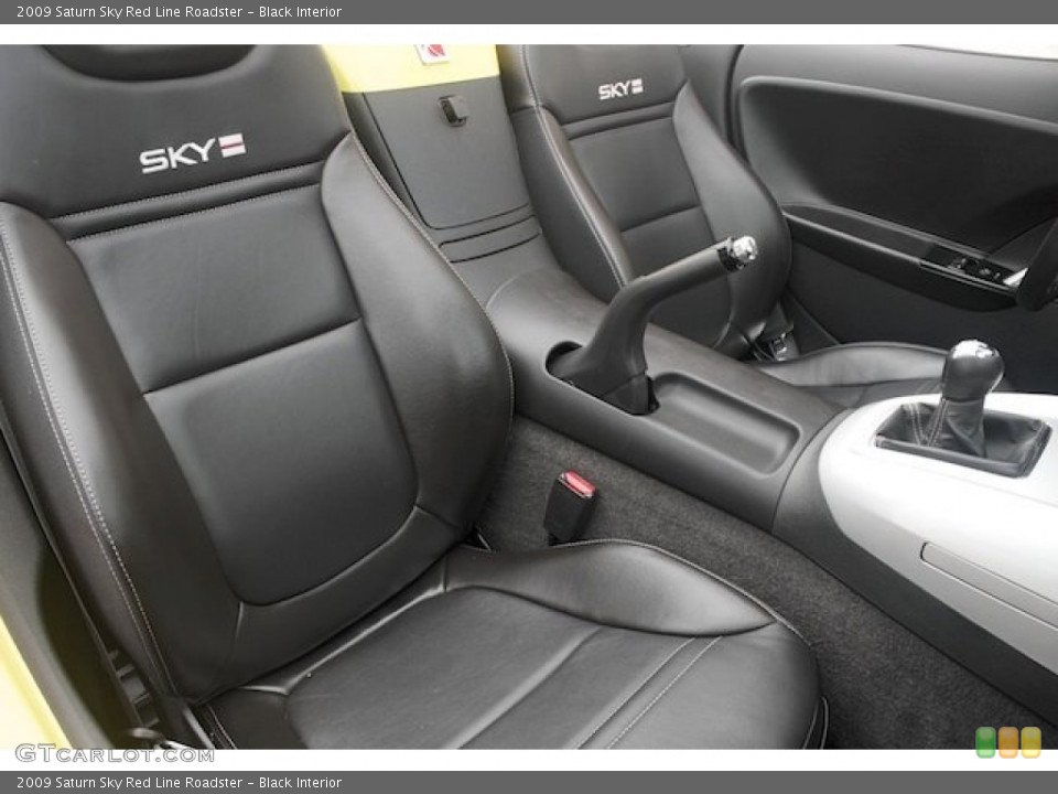 Black Interior Front Seat for the 2009 Saturn Sky Red Line Roadster #83354971