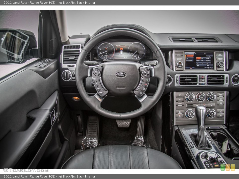 Jet Black/Jet Black Interior Dashboard for the 2011 Land Rover Range Rover HSE #83409655
