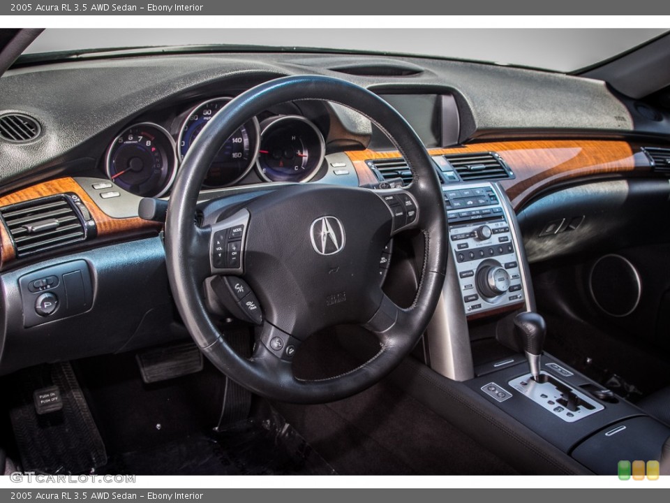 Ebony Interior Dashboard for the 2005 Acura RL 3.5 AWD Sedan #83413054
