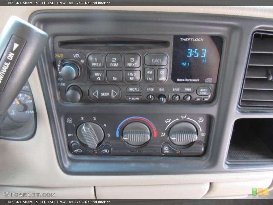 Neutral Interior Controls for the 2002 GMC Sierra 1500 HD SLT Crew Cab 4x4 #83434532